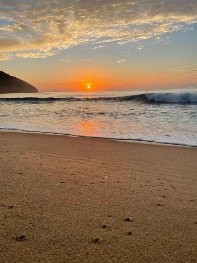 Apartamento Na Praia Grande Proximo A Feirinha E Mercado Убатуба Экстерьер фото